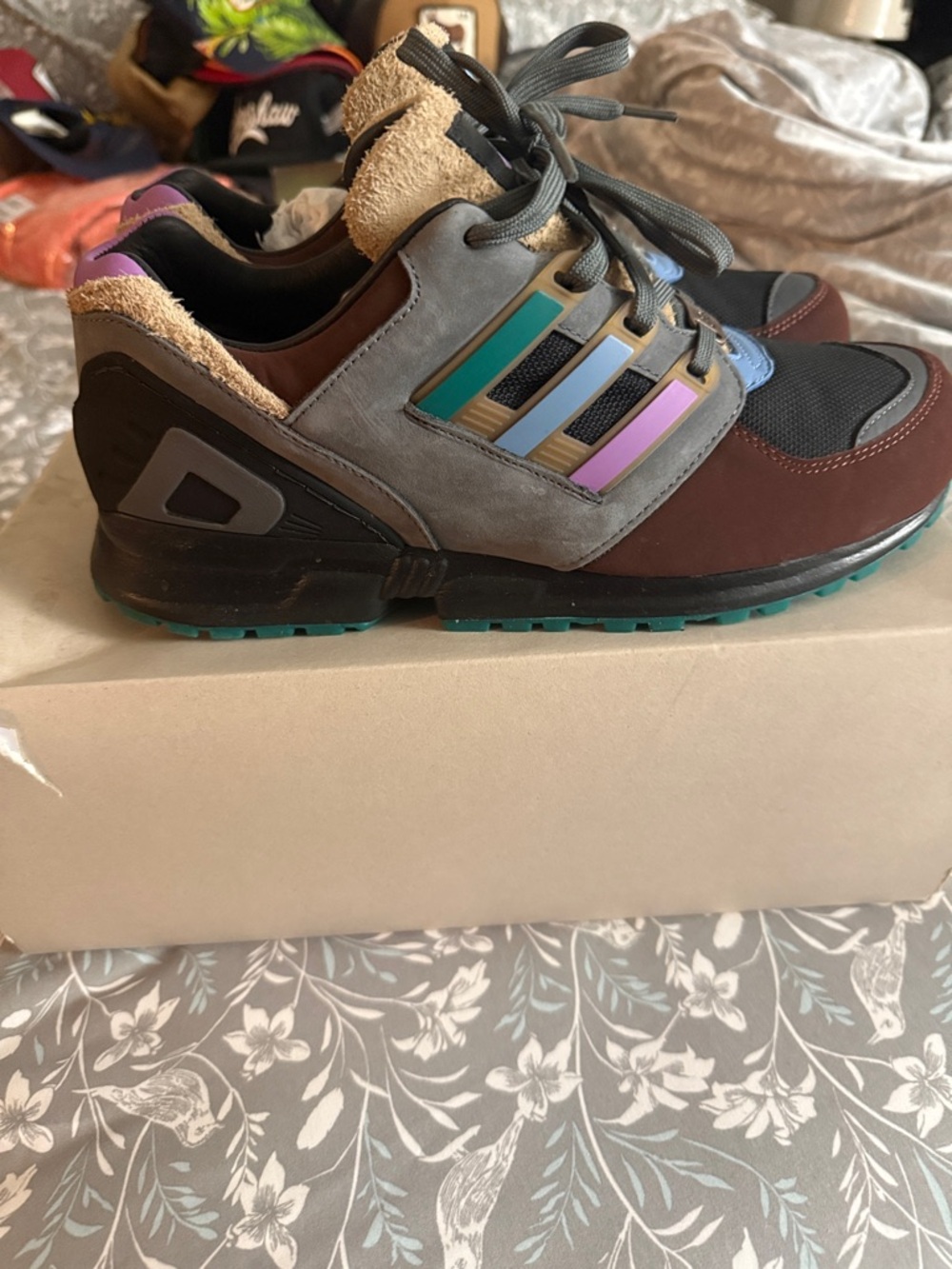 Adidas Men EQT 91 packer Maroon Gray Black Multicolor Stripe Runner